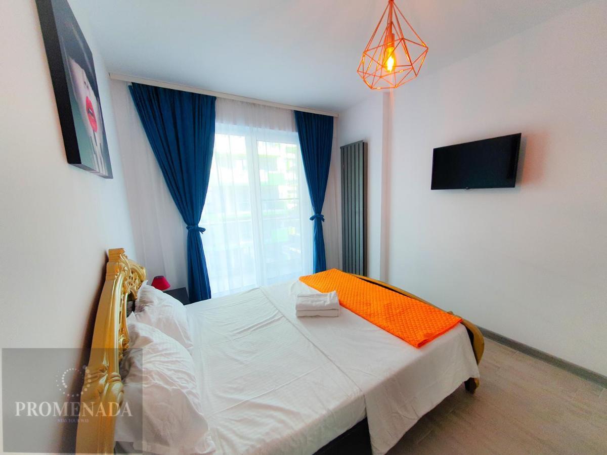 Sunrise Aparthotel Pool & Spa Mamaia Nord นาโวดาริ ภายนอก รูปภาพ