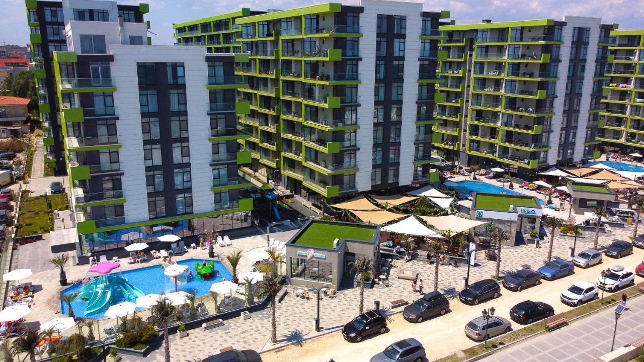 Sunrise Aparthotel Pool & Spa Mamaia Nord นาโวดาริ ภายนอก รูปภาพ