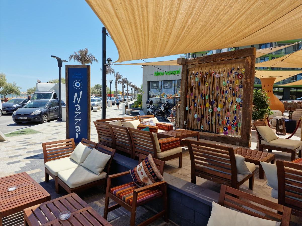 Sunrise Aparthotel Pool & Spa Mamaia Nord นาโวดาริ ภายนอก รูปภาพ
